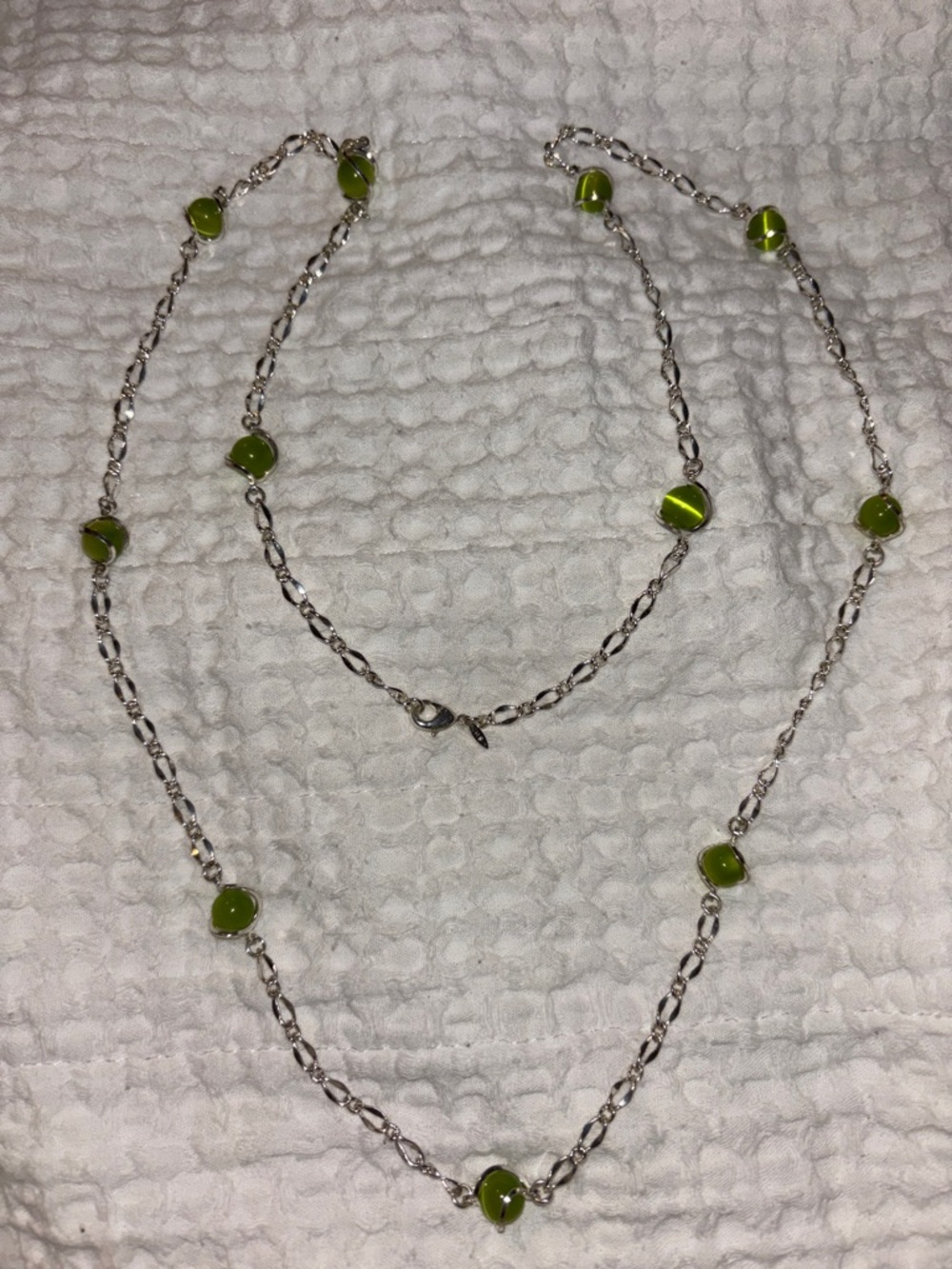 Avon Silver Tone Green Bead Station Necklace